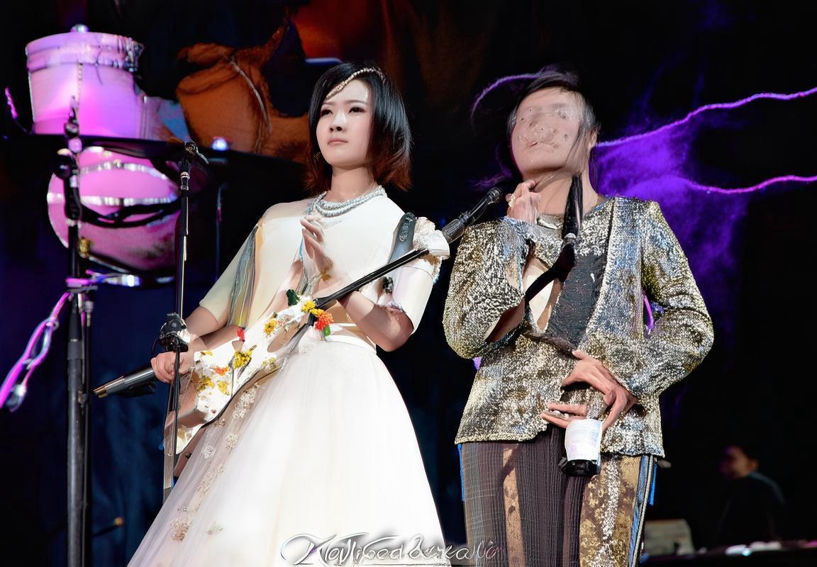 S15决赛解说阵容公布：由管泽元、王多多、Rita搭档。